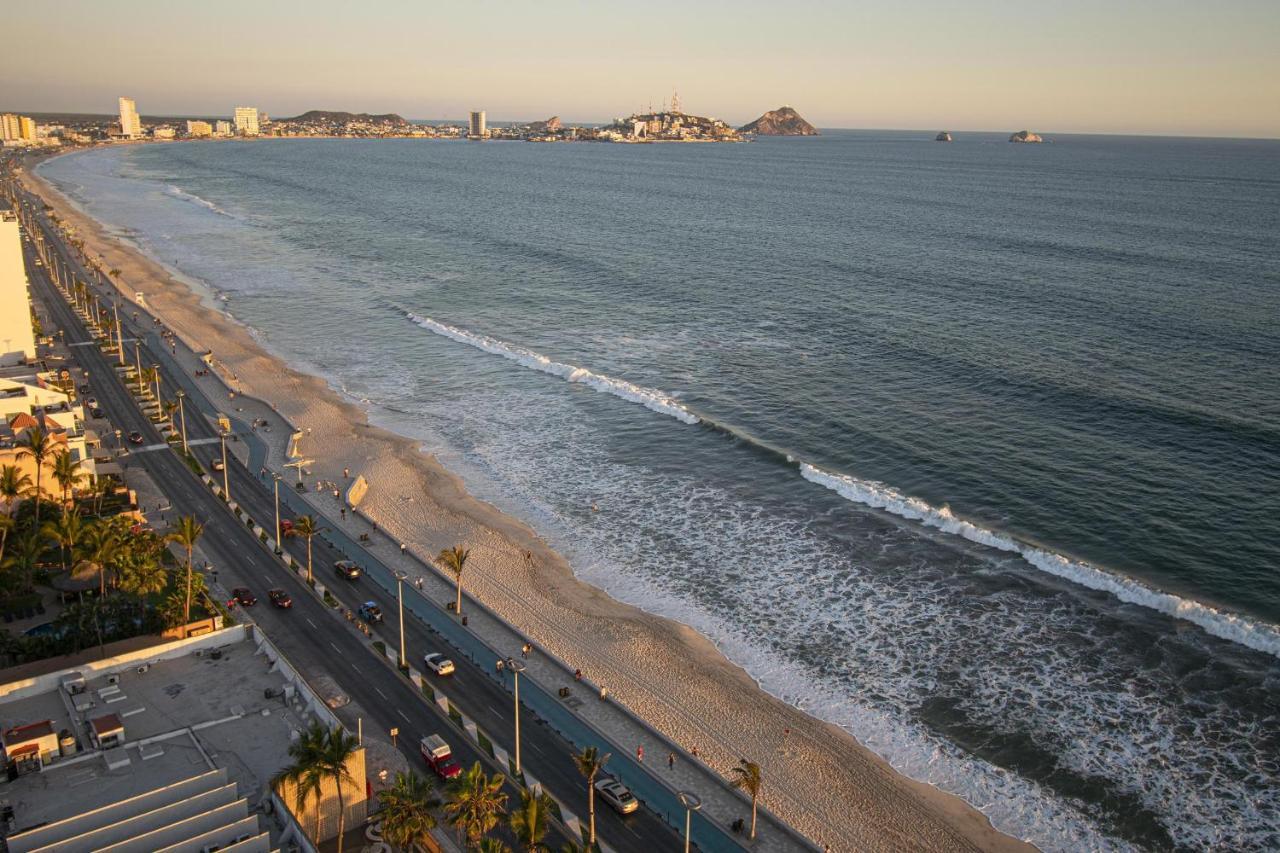 The Location On The Malecon- Horizon 1601 Apartamento